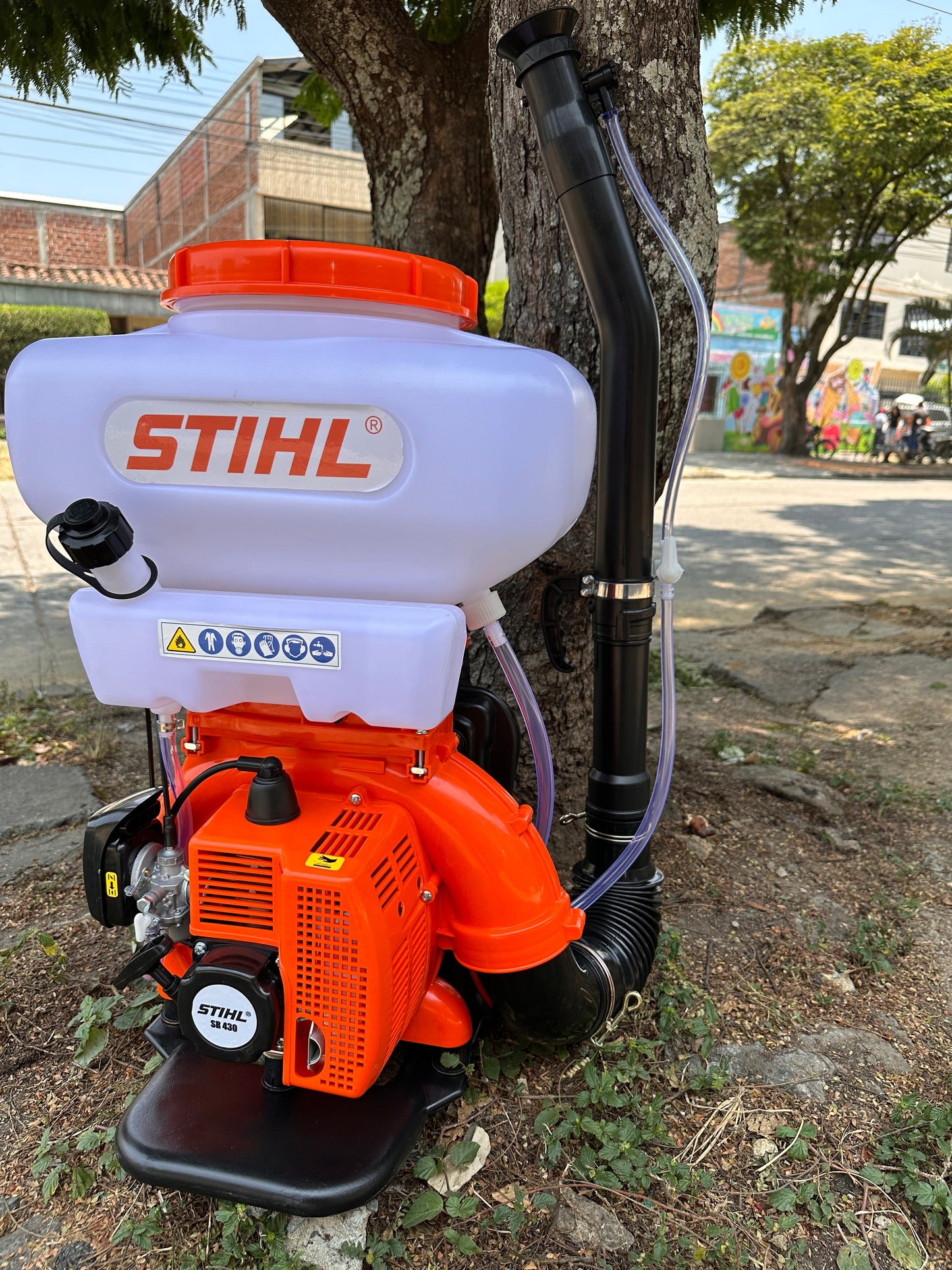 FUMIGADORA ESPOLVOREADORA STIHL 20 LTS