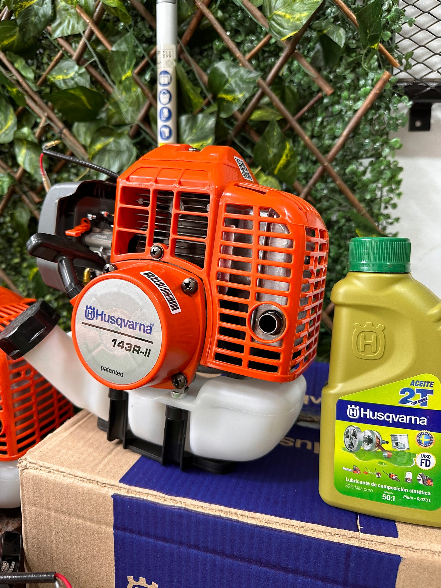 GUADAÑA 143RII +  ACEITE HUSQVARNA